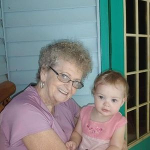 Meet your Posher, Phyllis